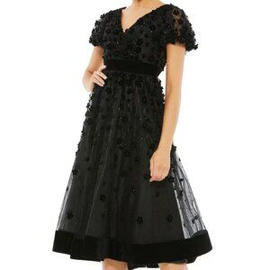 Mac Duggal Black Floral Appliqué Cocktail Midi Dress